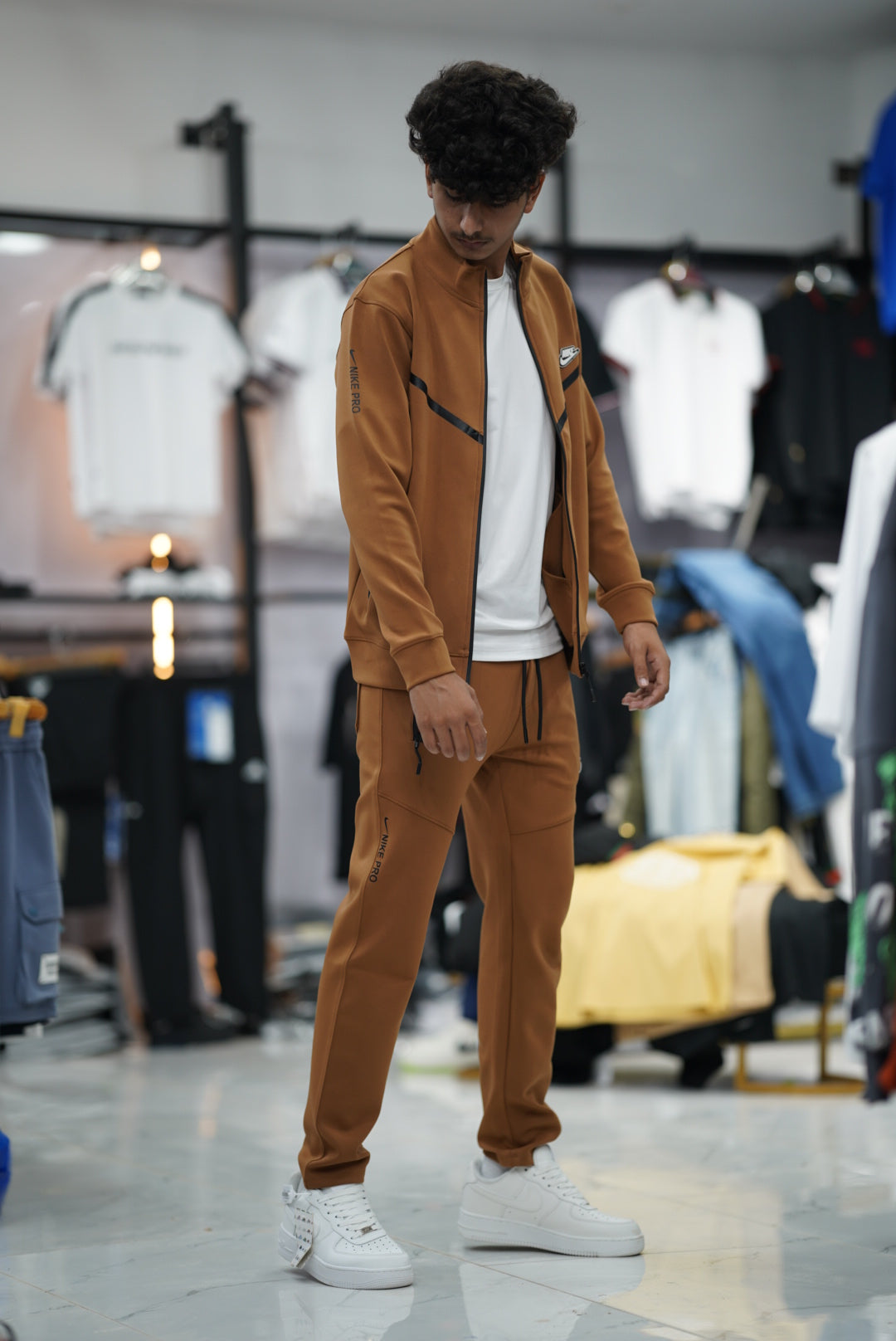 NIKE SILICONE LOGO ELASTIC TRACKSUIT