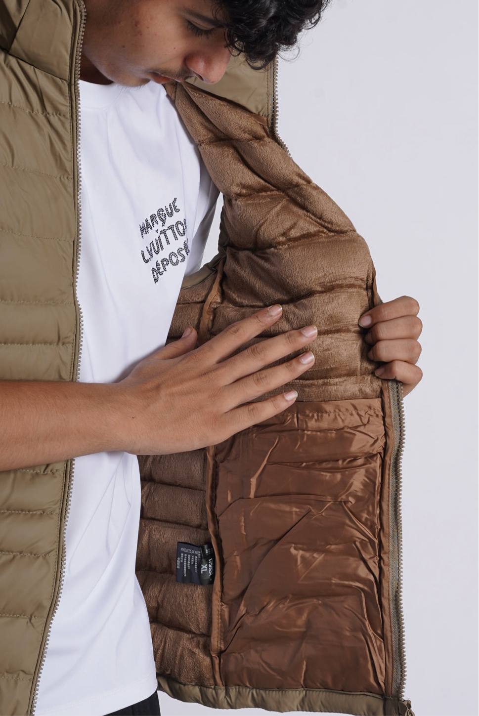 NIKE IMPORTD SLEAVLESS PUFFER JACKET