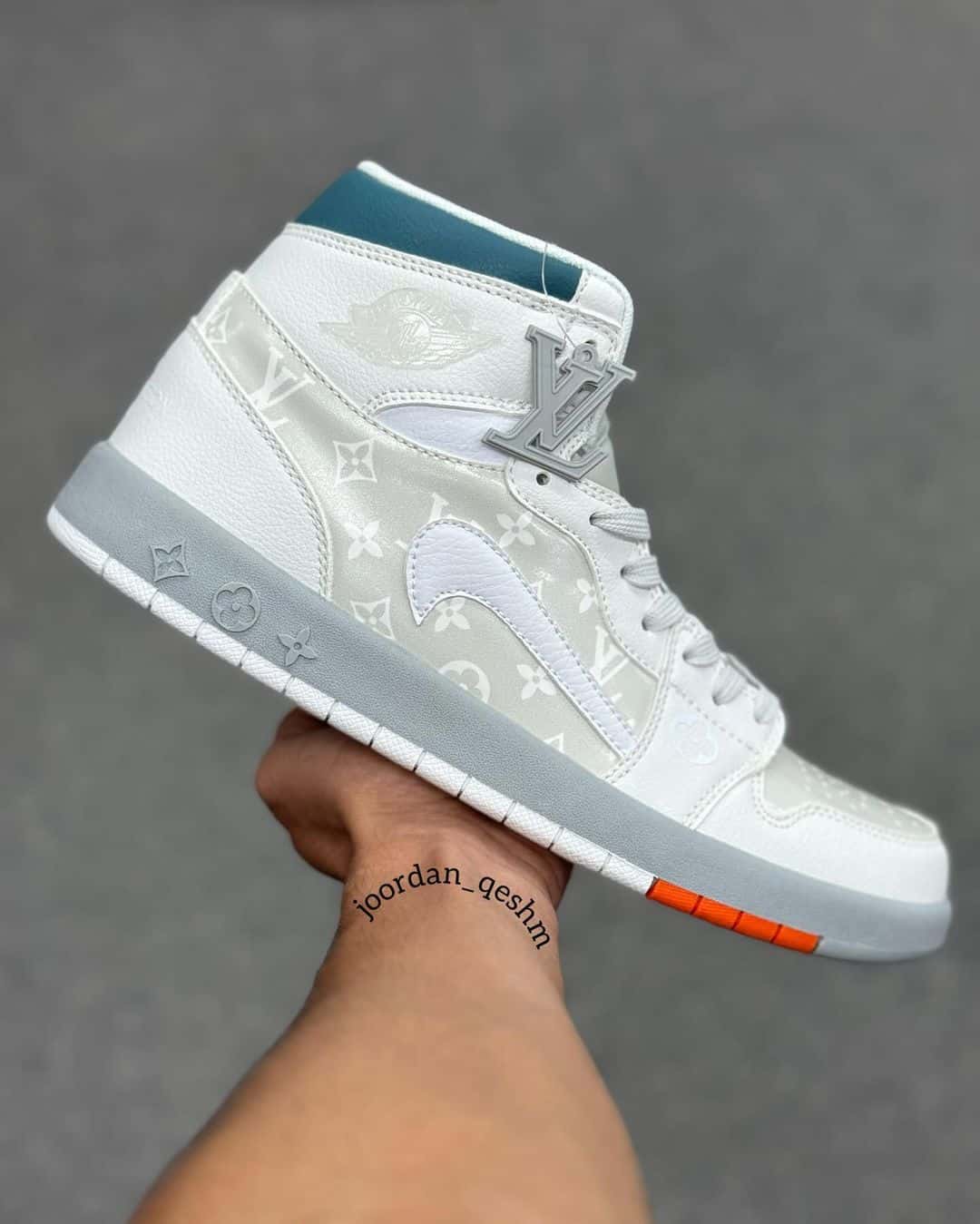 JORDEN 1 X LV COLLAB ORIGINAL BOOT MADE IN ITALY With original box