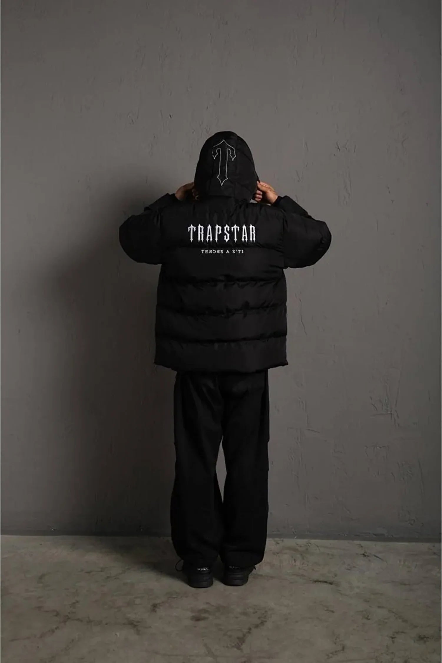 TRAPSTAR IMPORTED WATER PROOF JACKET