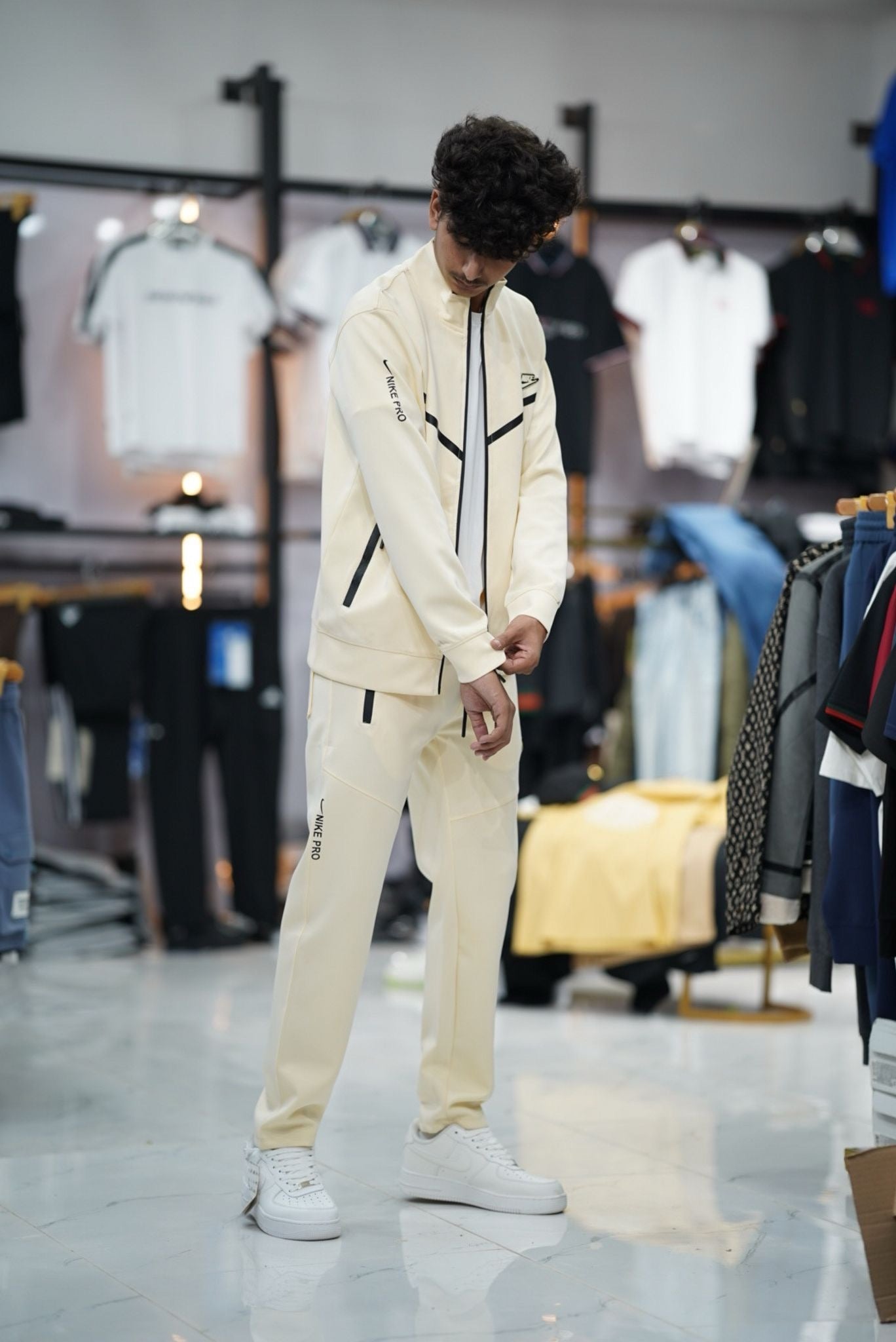 NIKE SILICONE LOGO ELASTIC TRACKSUIT