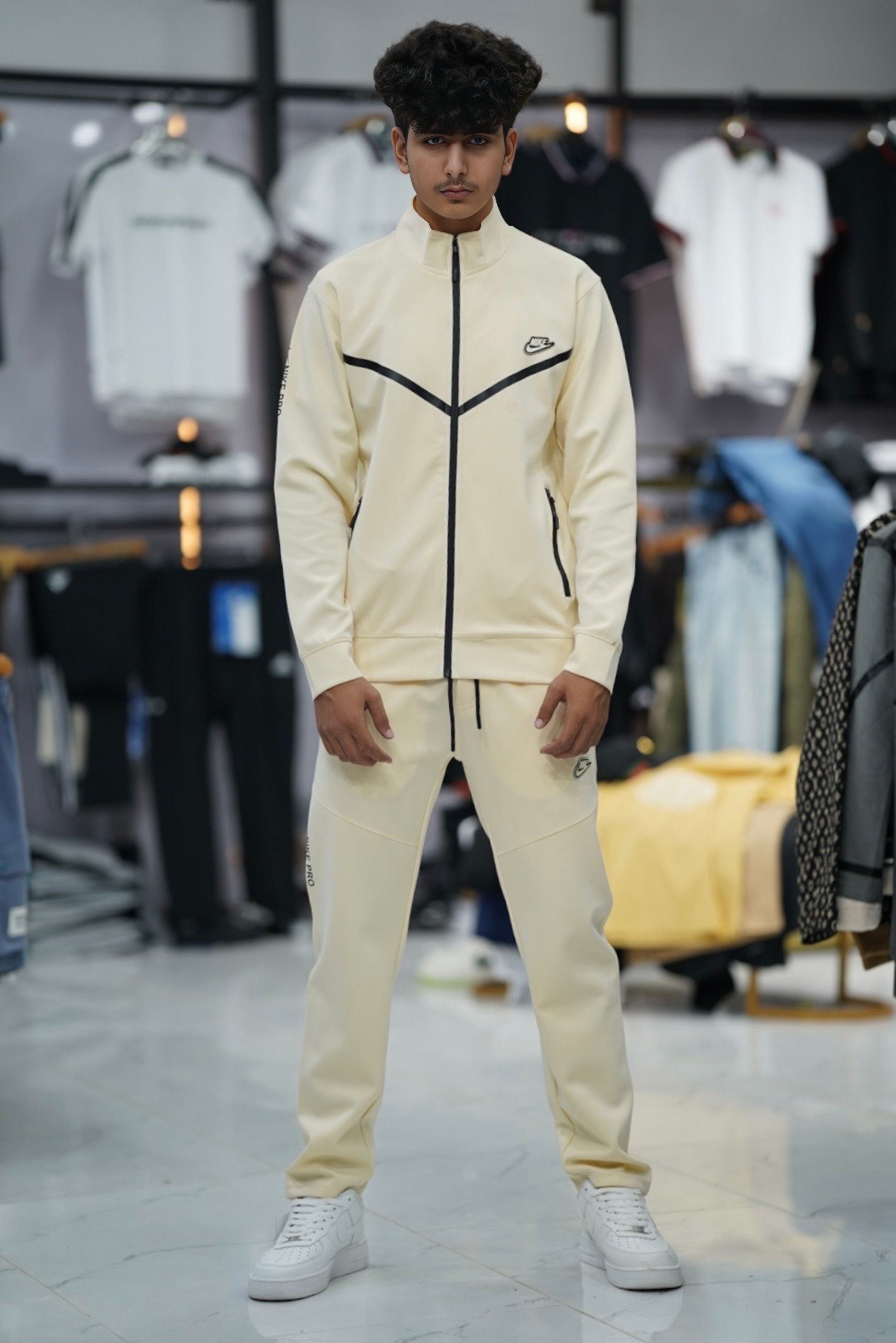 NIKE SILICONE LOGO ELASTIC TRACKSUIT