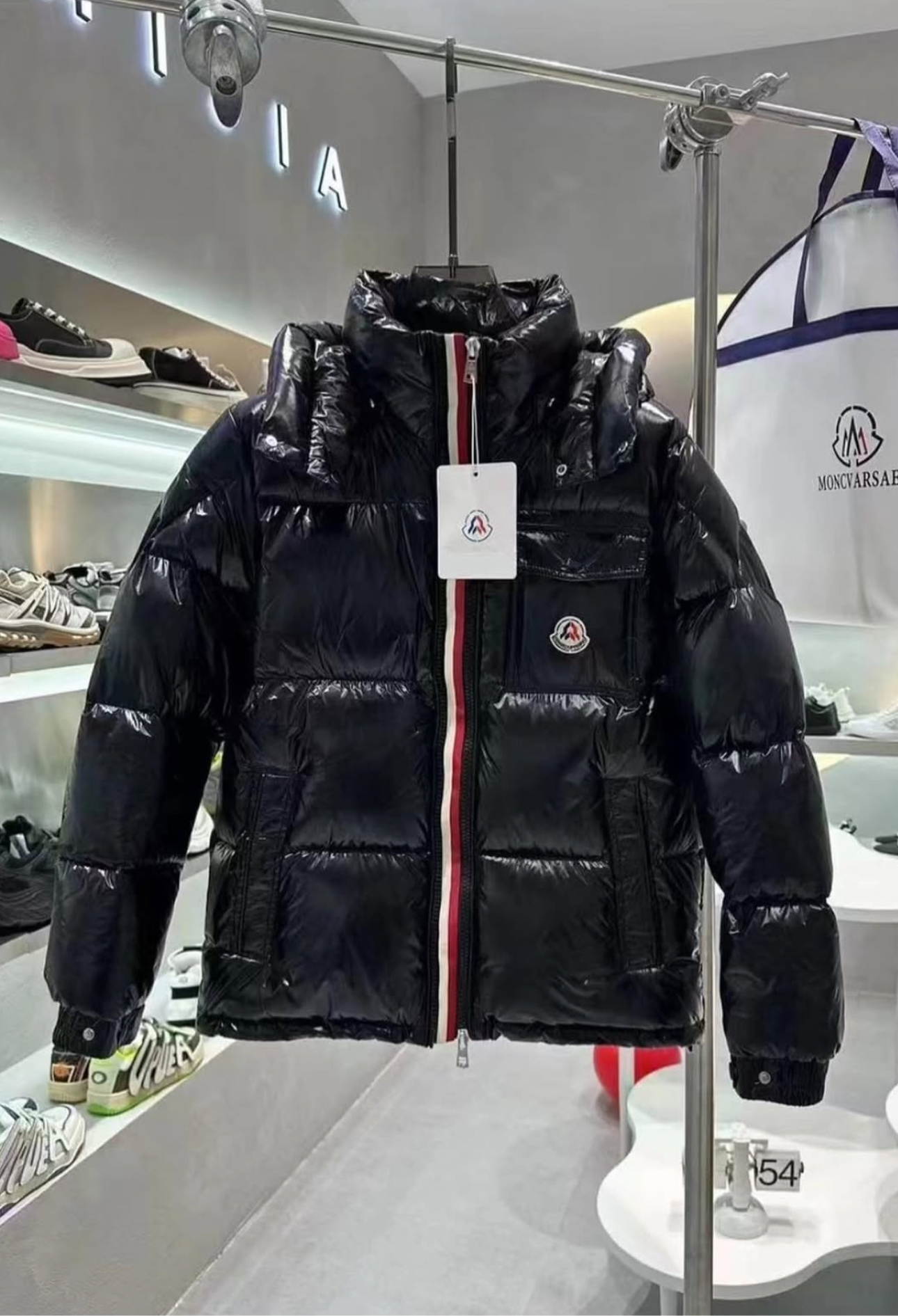 MONCLER PUFFER IMPORTED ZIPPER JACKET