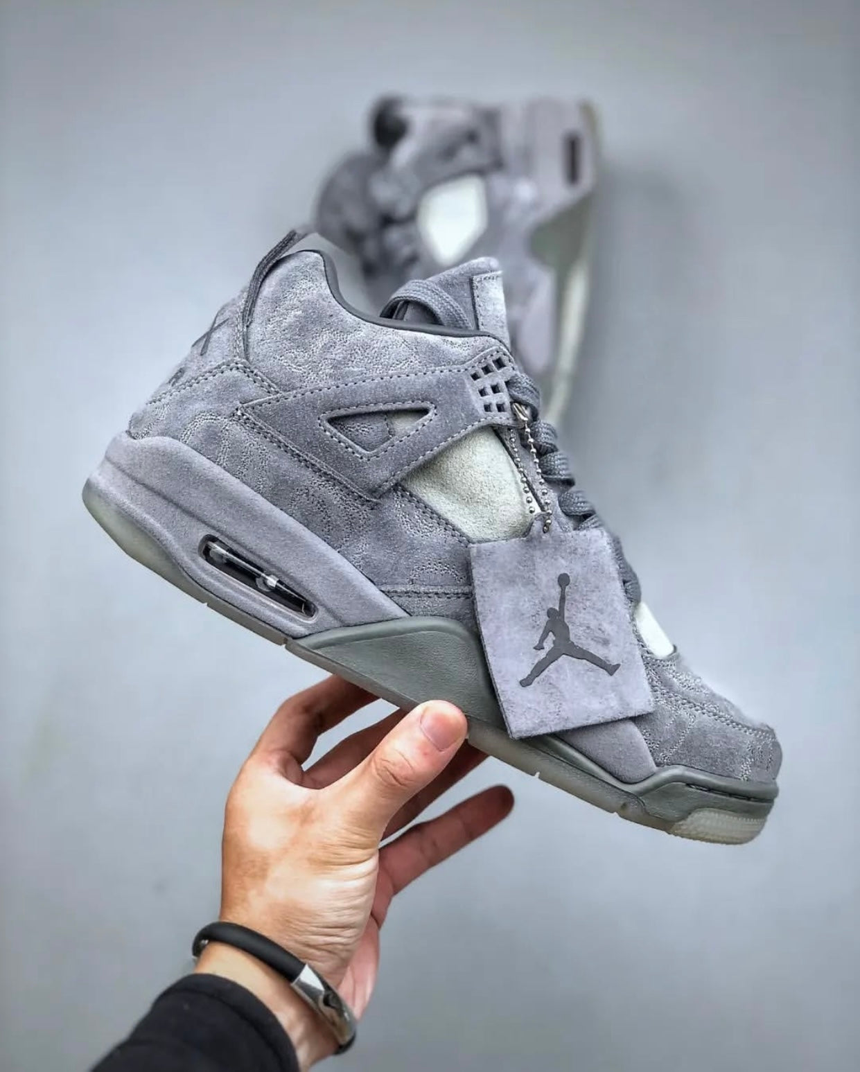 JORDEN 4 RETRO KAWS