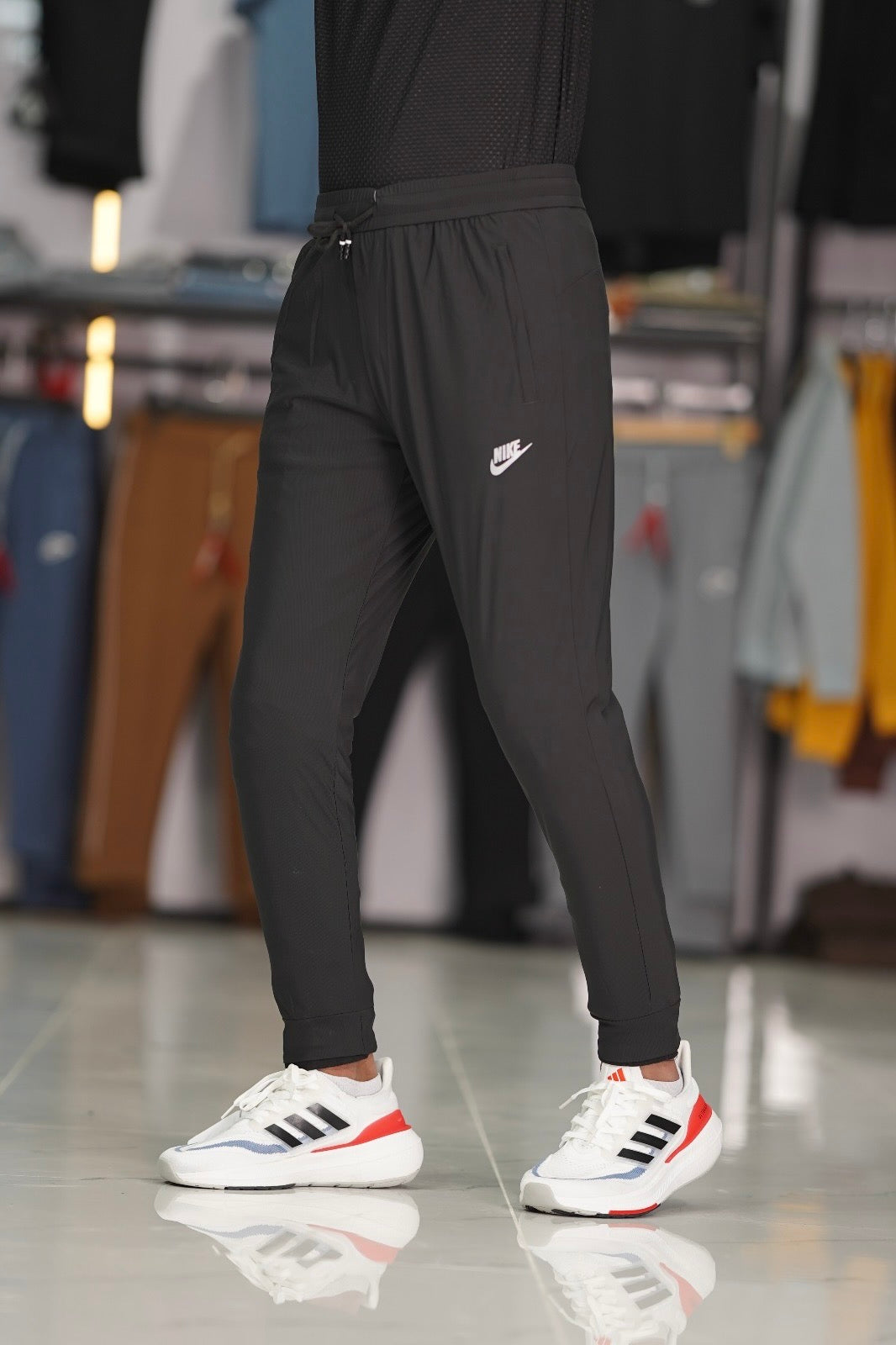 NIKE TROUSER