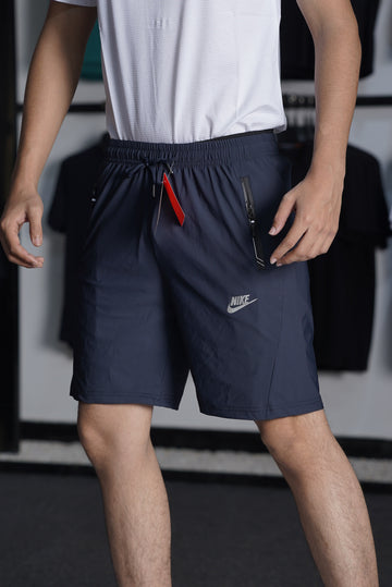 NIKE TEXTURED 2 QUARTER NICKER