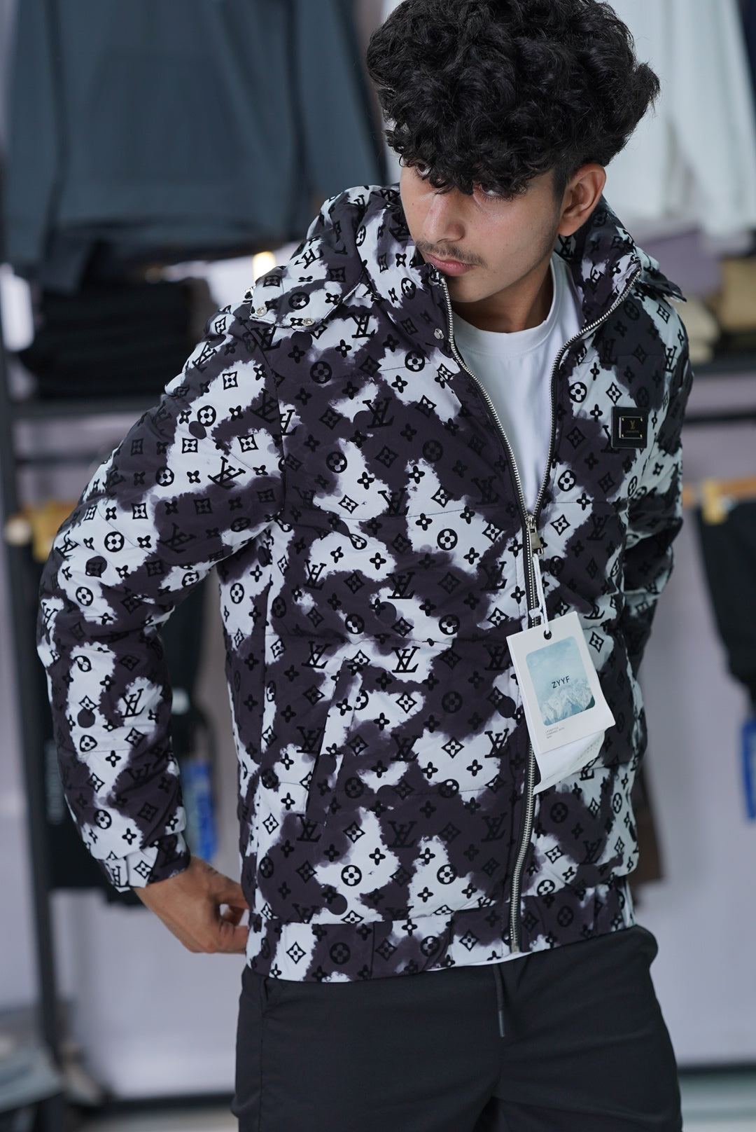 LV PUFFER JACKET MADE IN VEITNAM