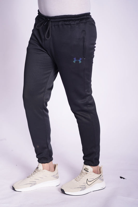 UNDER ARMOUR DRIFIT FLEECE TROUSER MADE IN PAKISTAN