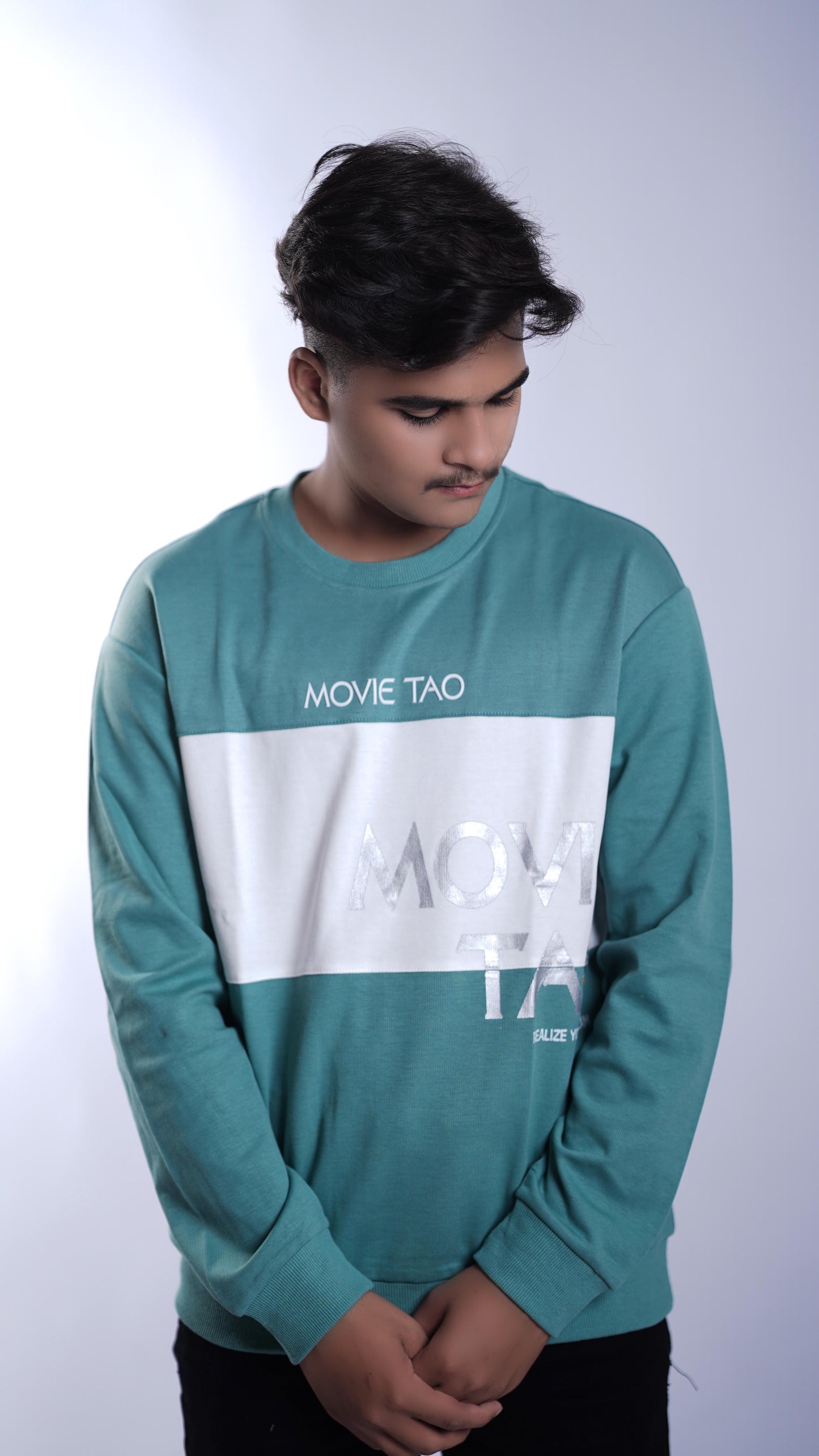 MOVIE TAO MADEIN VEITNAM SWEATSHIRT