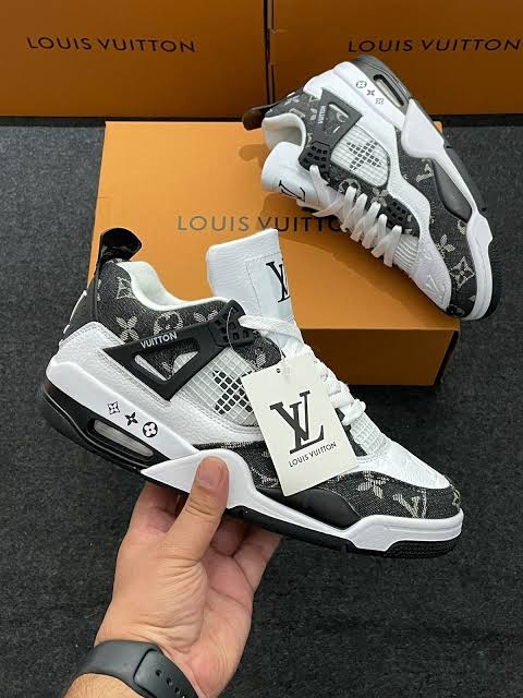 LV RETRO 4