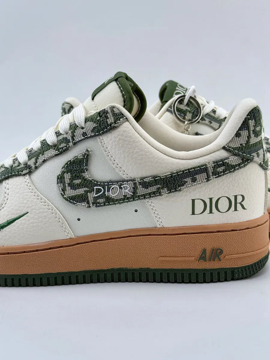 NIKE X DIOR PREMIUM