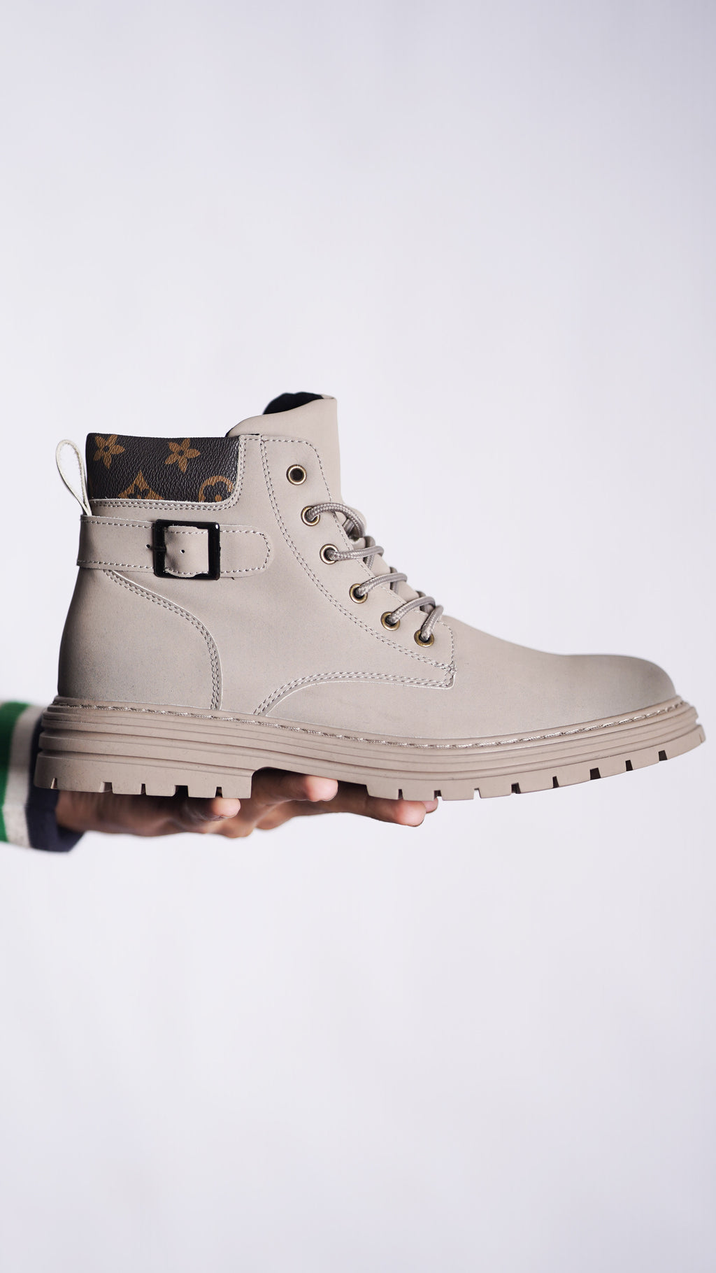 LOUIS VTN HIGH ANKLE PREMIUM SHOES