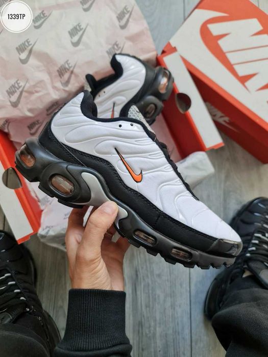 NIKE TN IMPORTED SHOES