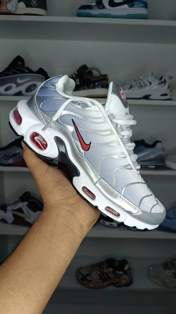 NIK TN MADE IN VEITNAM