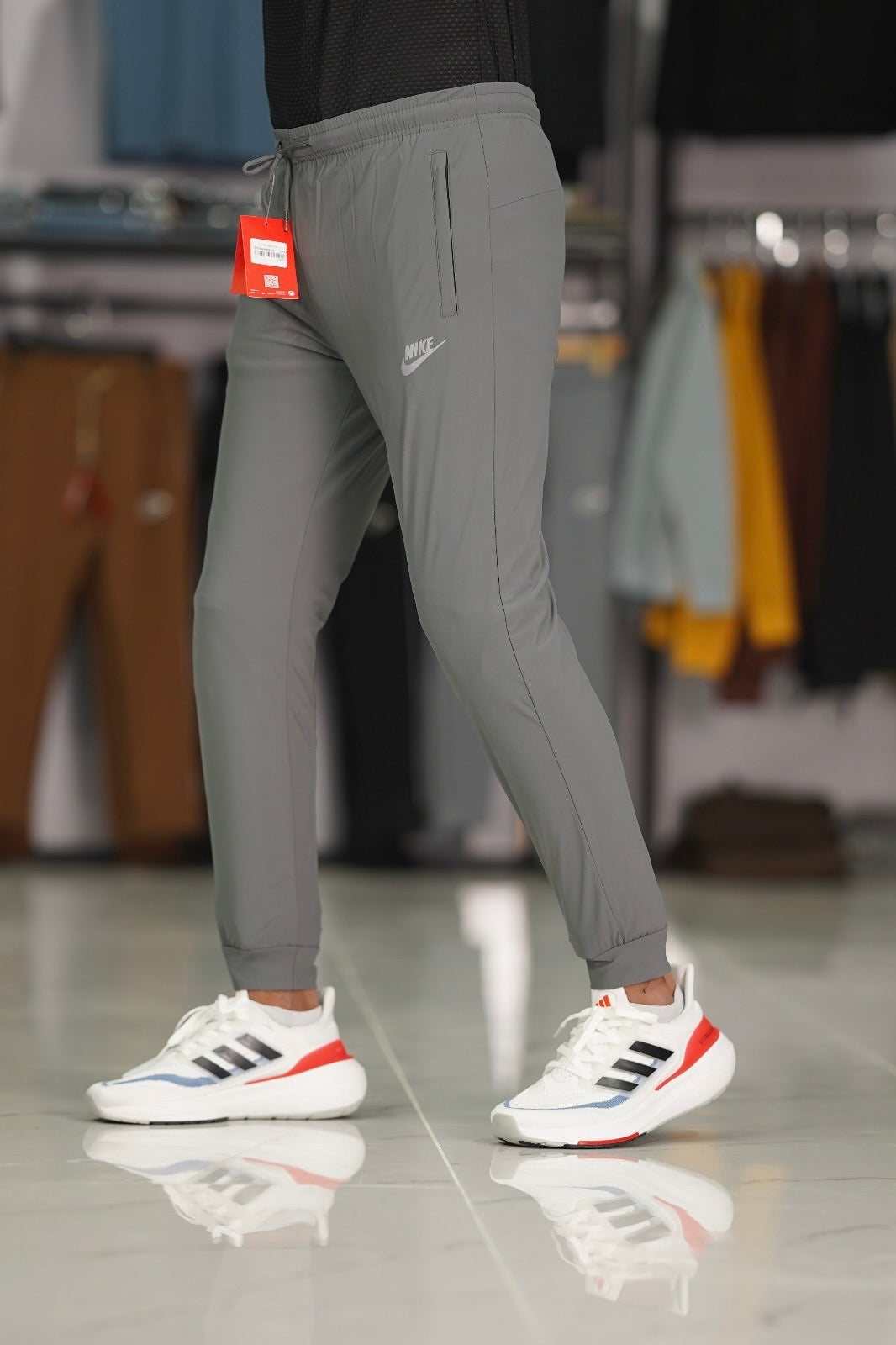 NIKE TROUSER