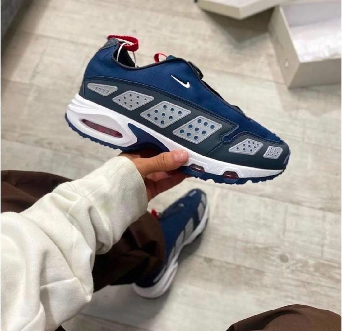 NIKE AIR MAX SUNDER SHOES