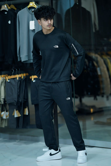 THE NORTHFACE IMPORTED TRACKSUIT