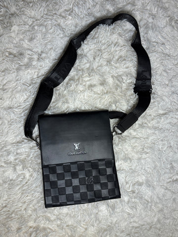 LV FOLD BAG ORIGINAL LEATHER CHECK