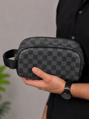 LV CJECK POUCH