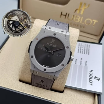HUBLOT CLASIC FUSION BLACK DIAL LEATHER STRAP