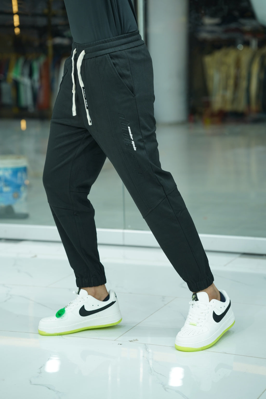 PREMIUM JOGGER PENT MADE IN VEITNAM