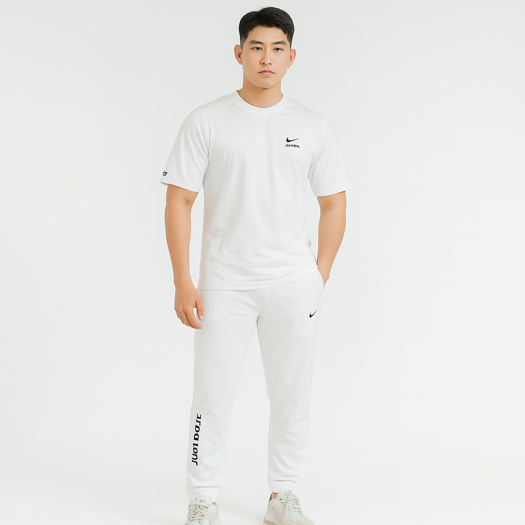 NIKE TRACK SUIT