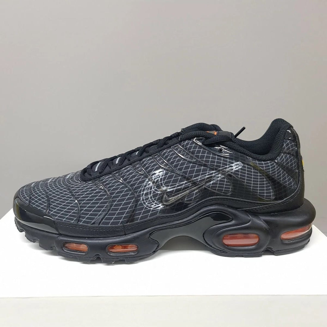 NIKE AIR MAX PLUS TN SNEAKER