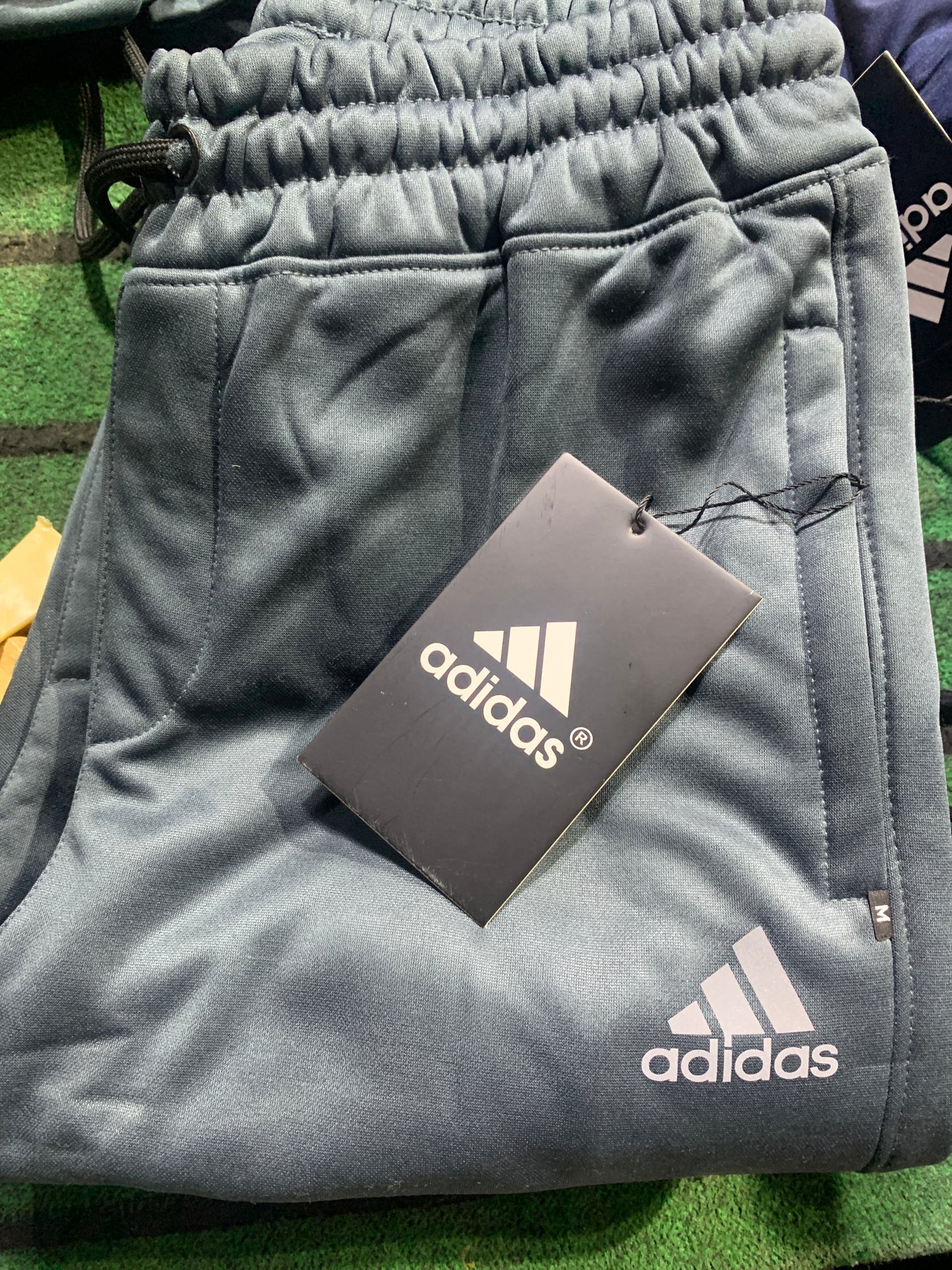 ADIDAS DRIFIT FLEECE TROUSER MADE IN PAKISTAN