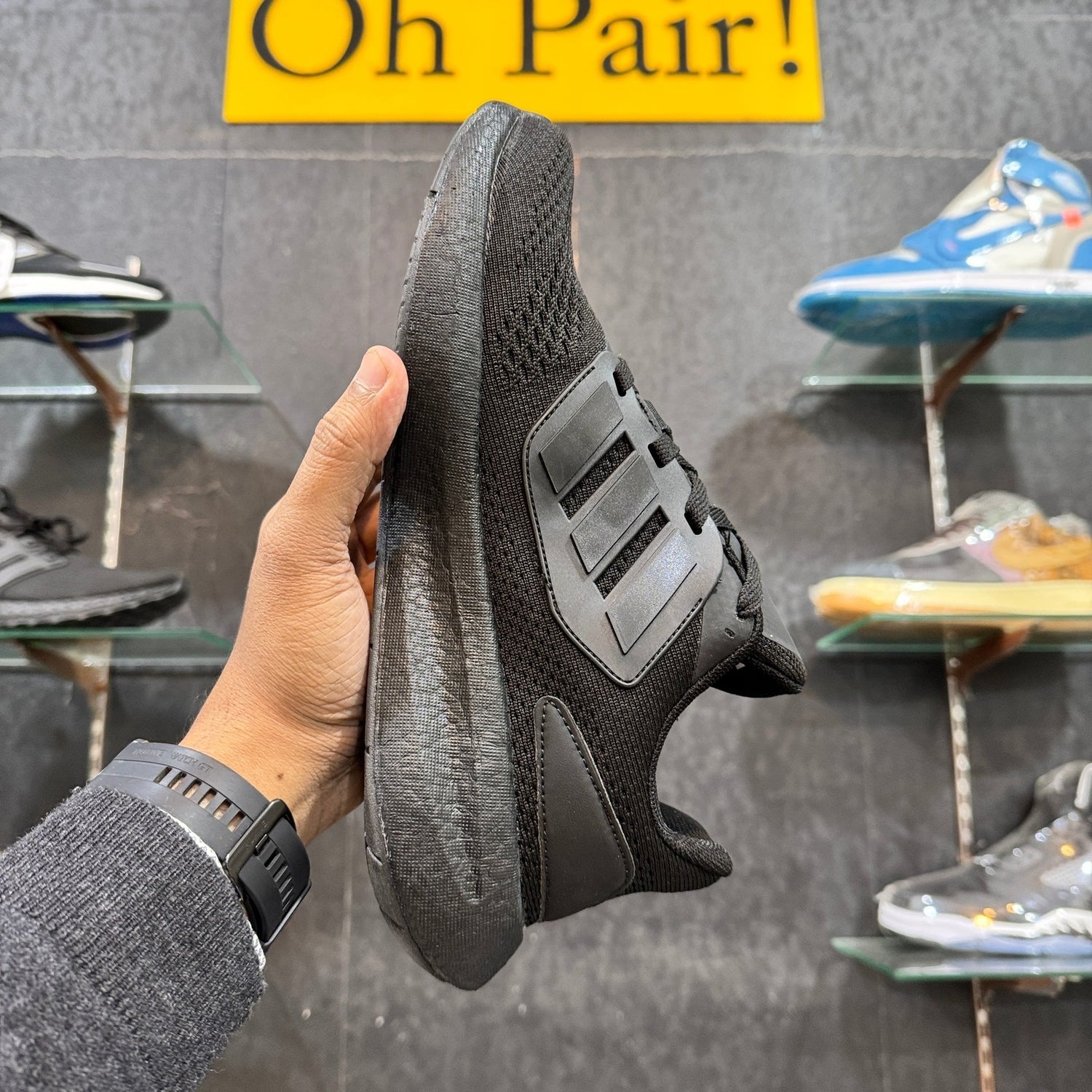 ADIDS ULTRA BOOST IMPORTED CHINES