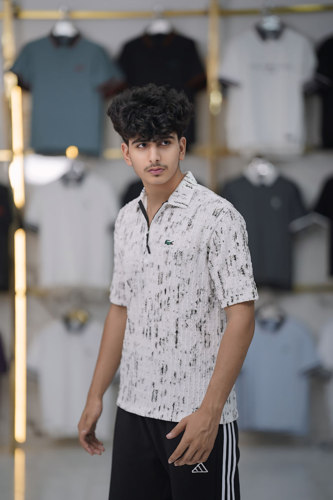 LOCASTE HALF ZIP COLLAR SHIRT