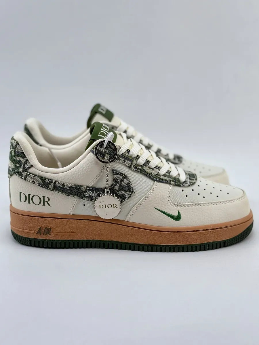 NIKE X DIOR PREMIUM