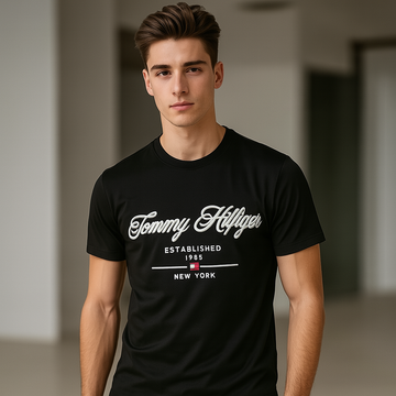 TOMMY HILFIGER T SHIRT