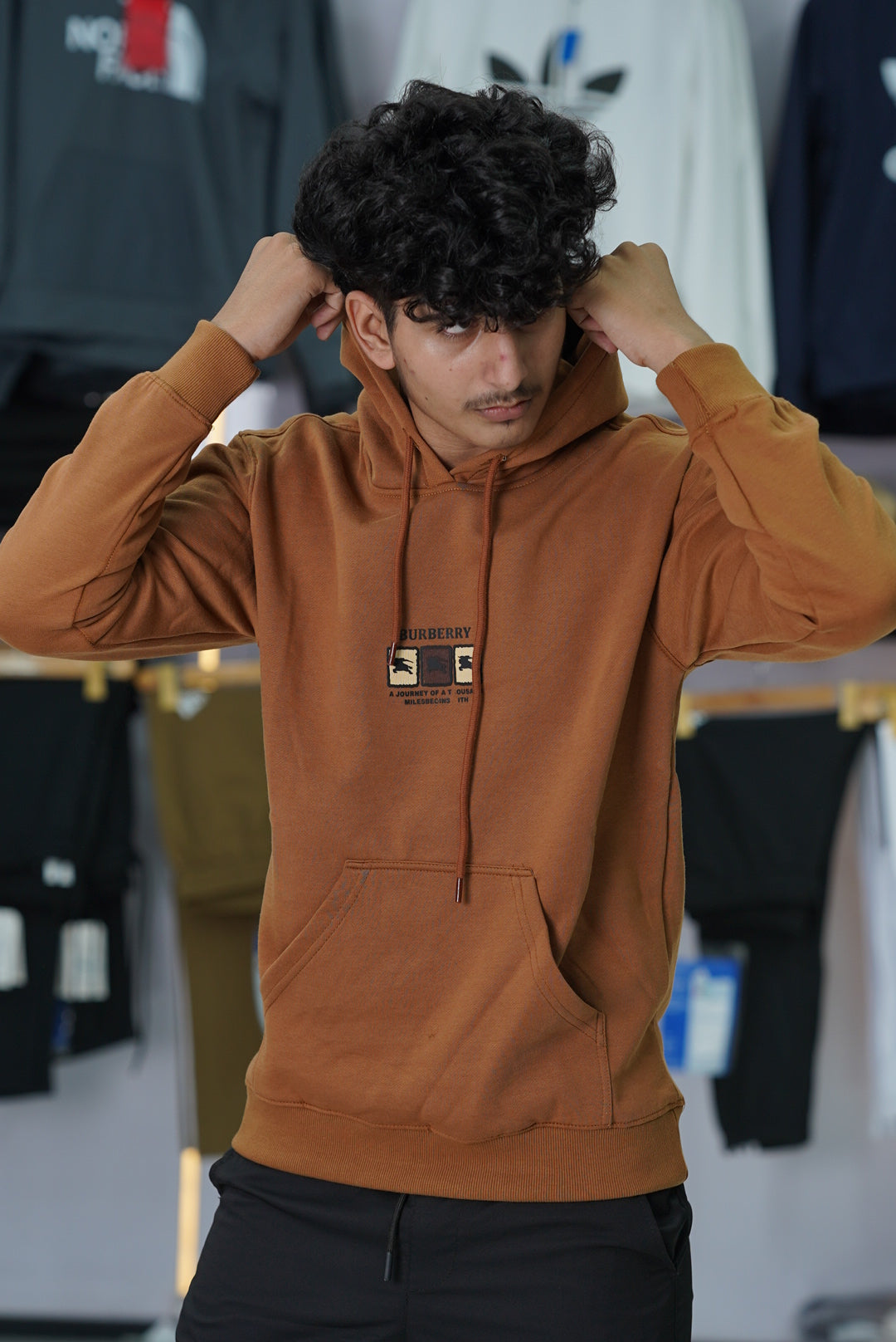 BURBERRY COTTON FLEECE HODDIE MADE IN PAKISTAN