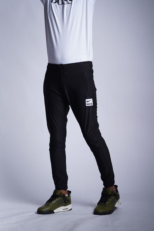 NIKE GOLF TROUSER MADE IN VEITNAM