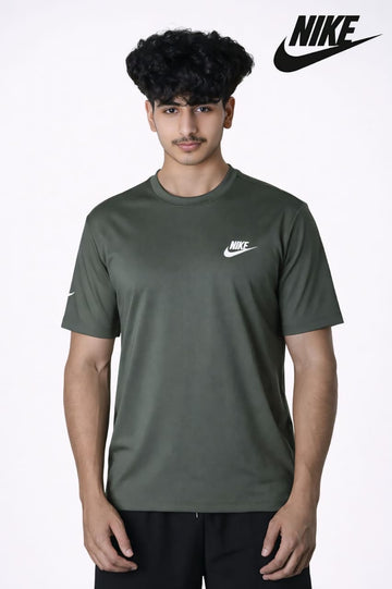 NIKE EMBOSED STRECH T SHIRT