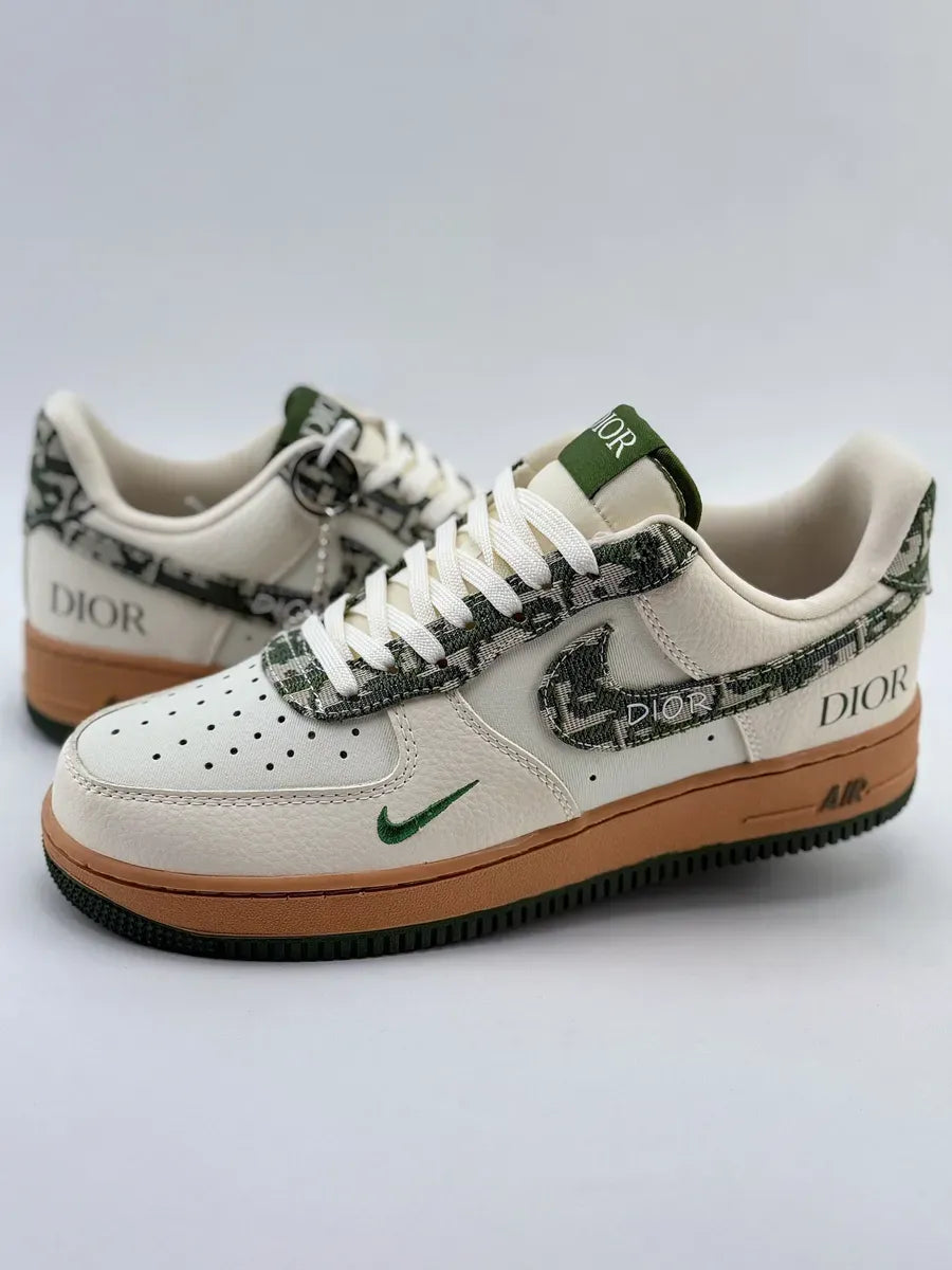 NIKE X DIOR PREMIUM