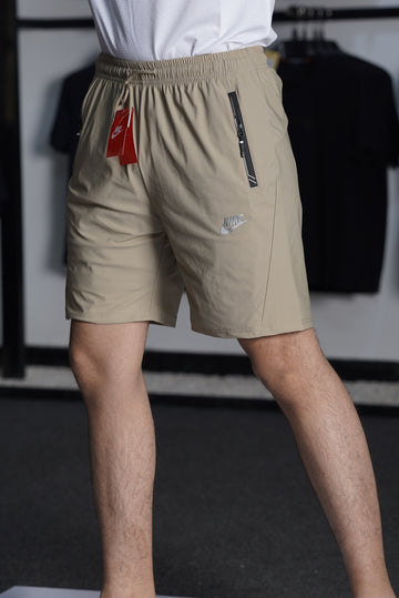 NIKE TEXTURED 2 QUARTER NICKER