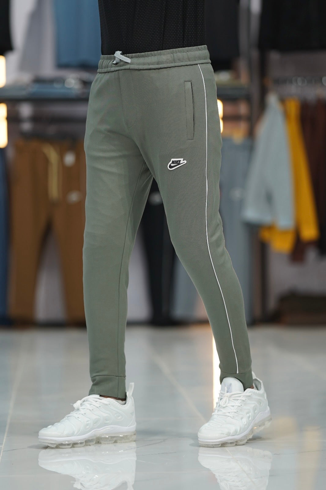 NIKE GERSY COTTON IMPORTED TROUSER