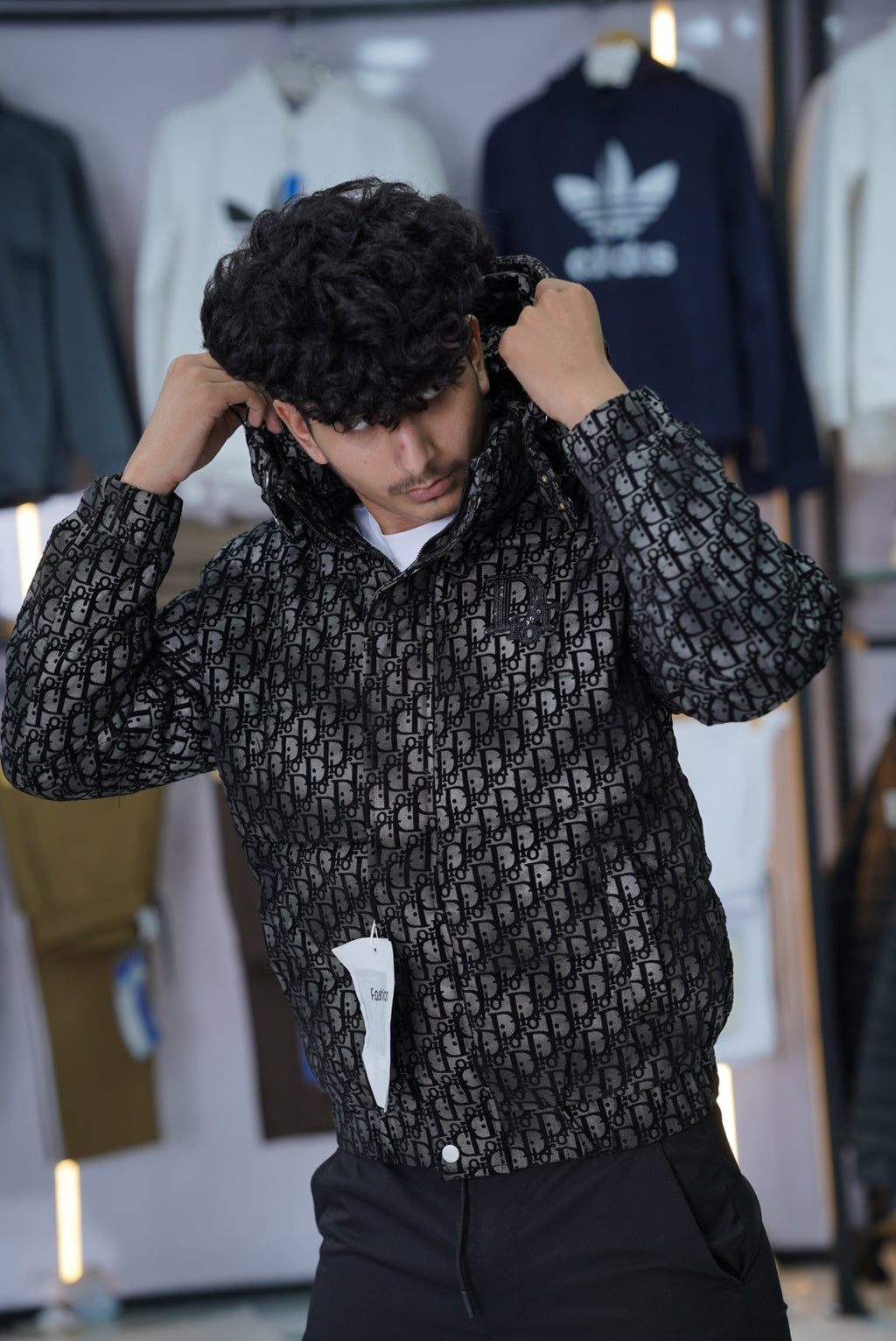 DIOR PUFFER JACKET MADE IN VEITNAM