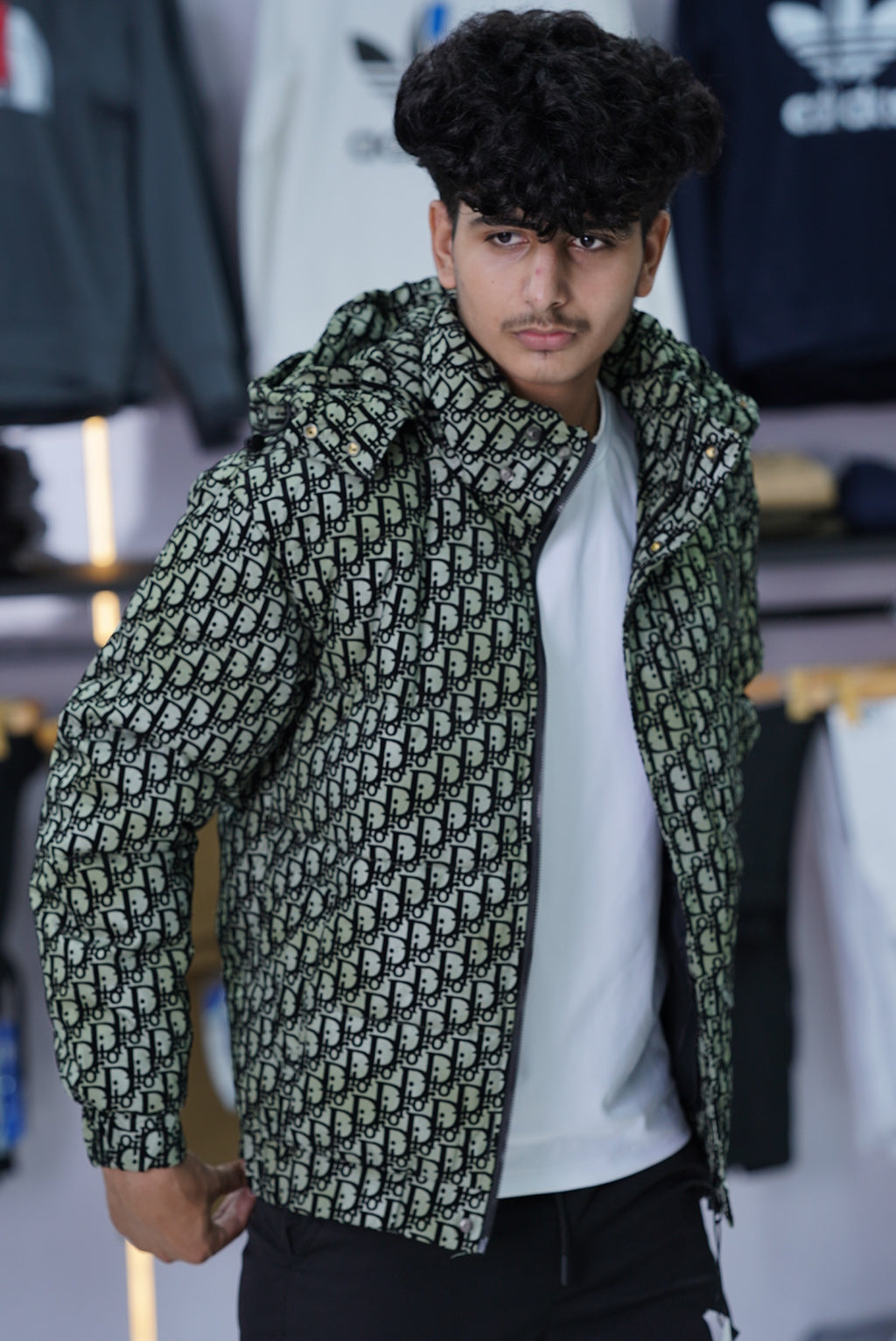 DIOR PUFFER JACKET MADE IN VEITNAM