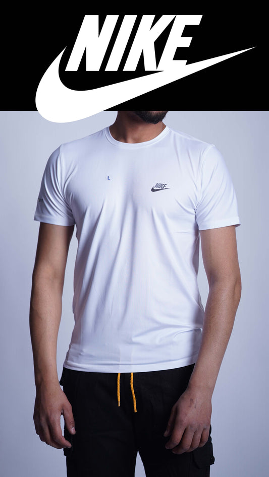 NIKE IMPORTED T-SHIRT