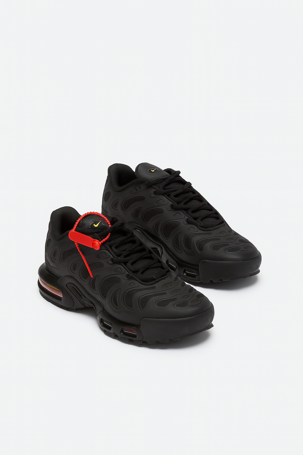 NIK TS MADE IN VEITNAM