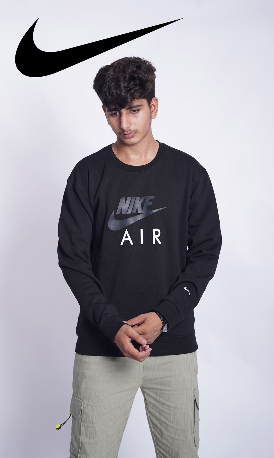 NIKE AIR MAX FLEECE SWEAT SHIRT MADE IN VEITNAM