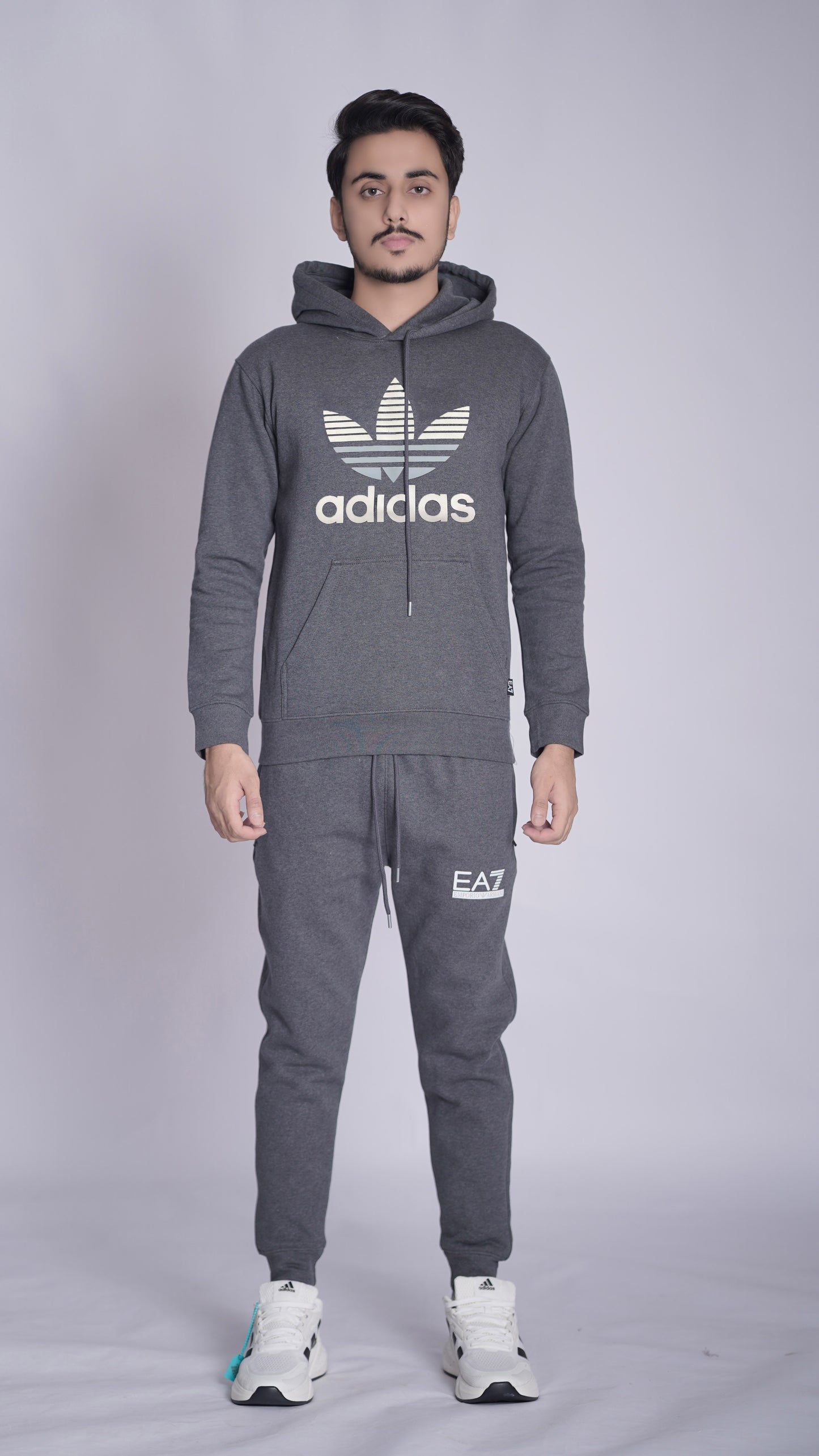 ADIDS FLEECE TRACK SUIT MADE IN VEITNAM