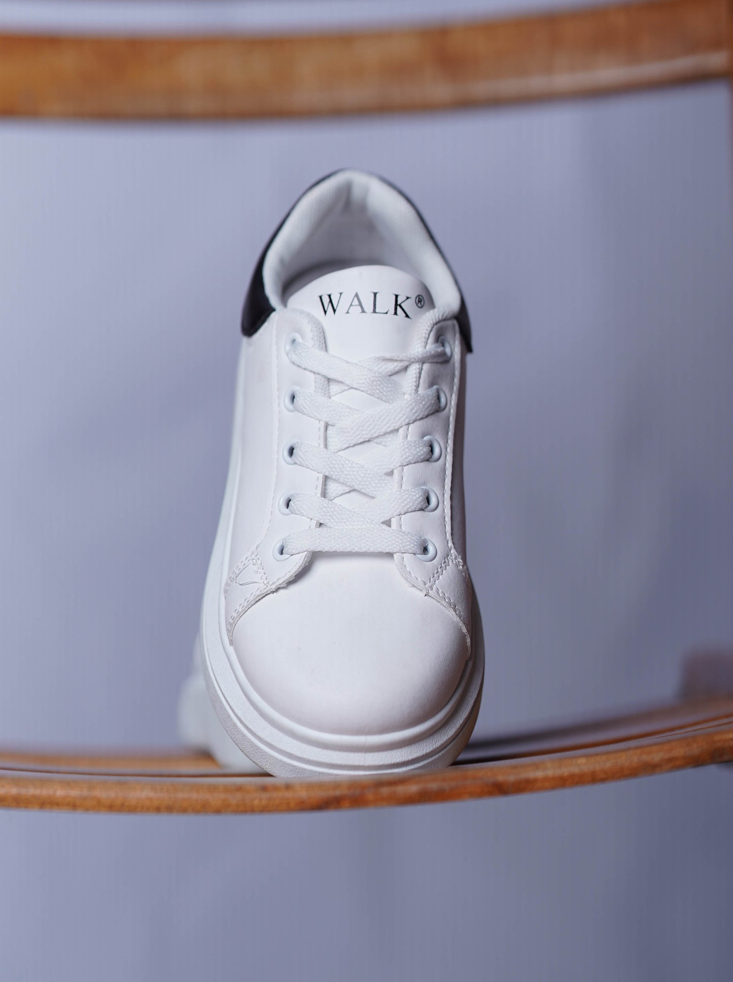 WALK SNEAKERS MADE IN VITNAM